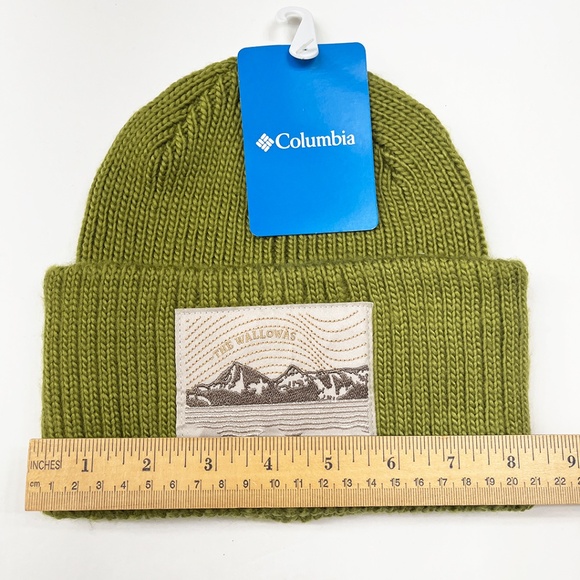 NWT Columbia The Wallowas Mountains Cuffed Beanie - Picture 4 of 8